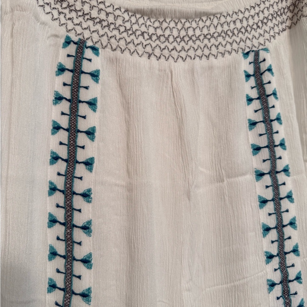 On Running White Textured Top - Picture 3 of 4